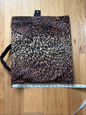 Carson Rogers Carogi Bag leopard print